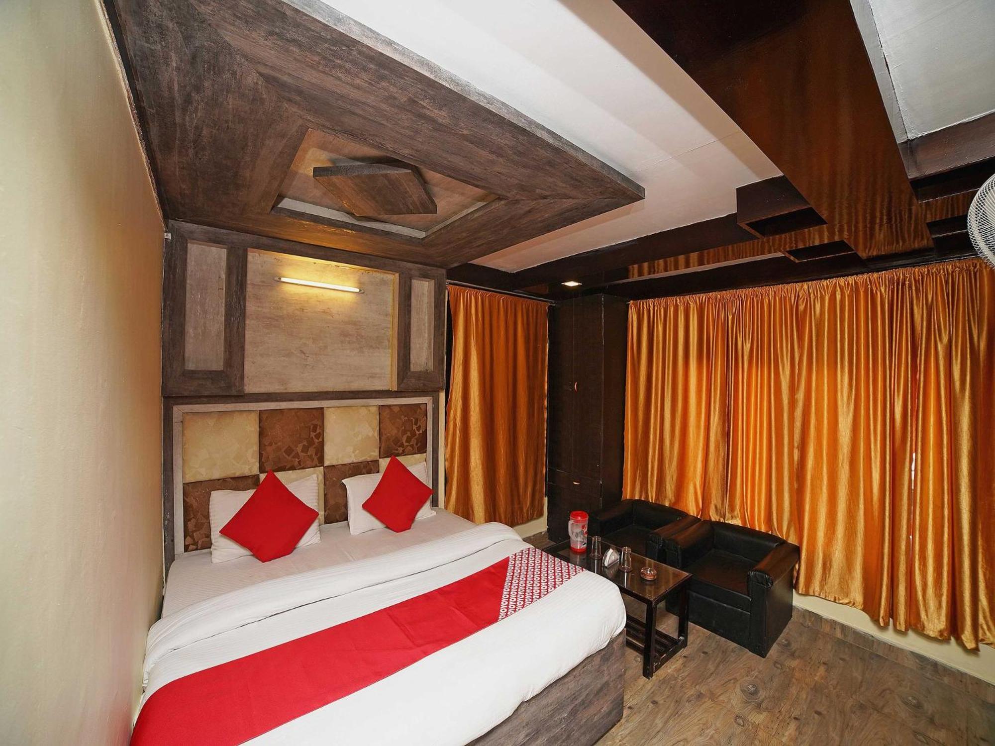 Oyo Flagship 8594 Golden Nest Hotel Naini Tāl Exterior foto