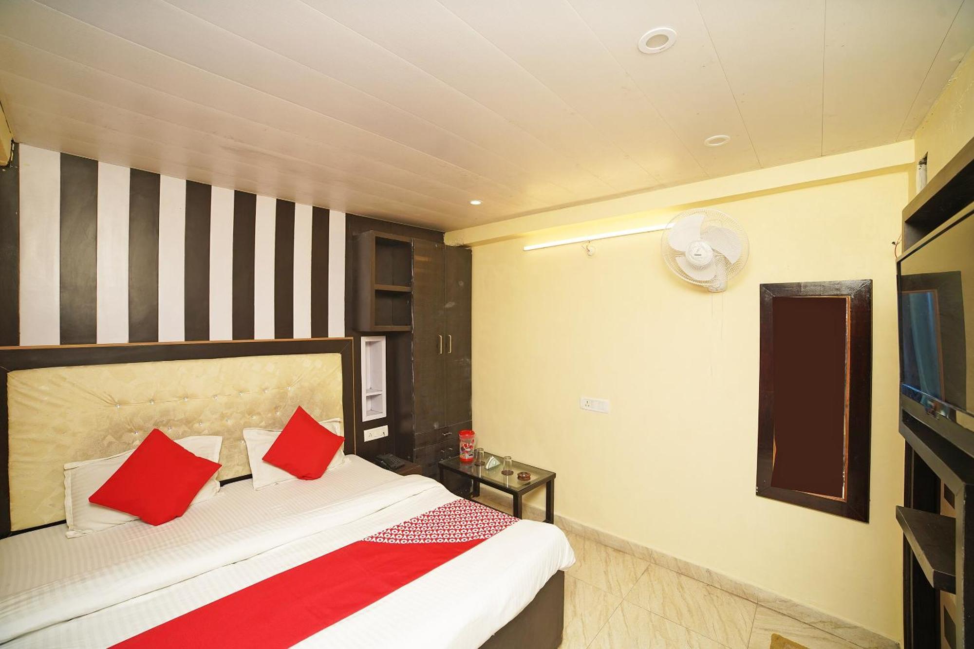 Oyo Flagship 8594 Golden Nest Hotel Naini Tāl Exterior foto